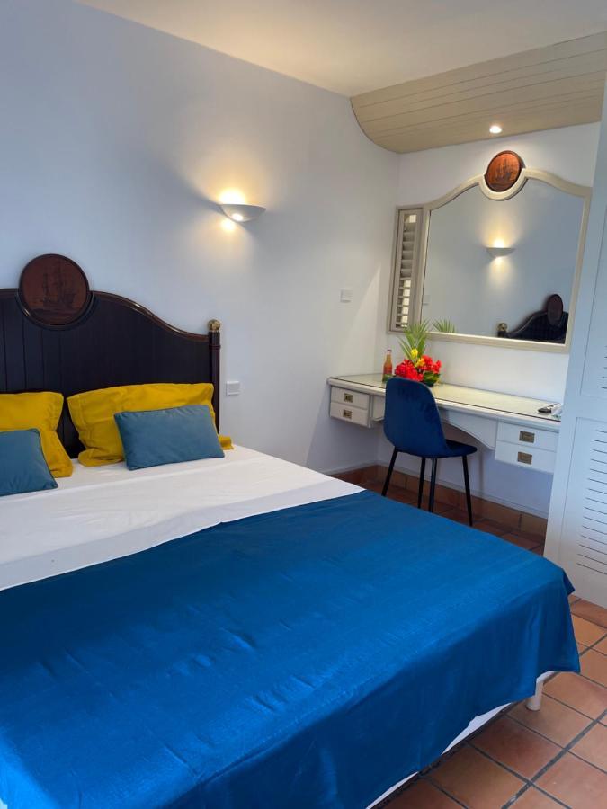 Appartement Vue Mer A 2 Minutes A Pied Des Plages Tartane La Trinité Eksteriør bilde