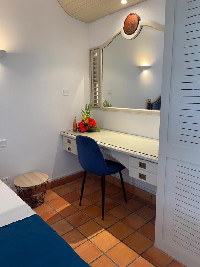 Appartement Vue Mer A 2 Minutes A Pied Des Plages Tartane La Trinité Eksteriør bilde