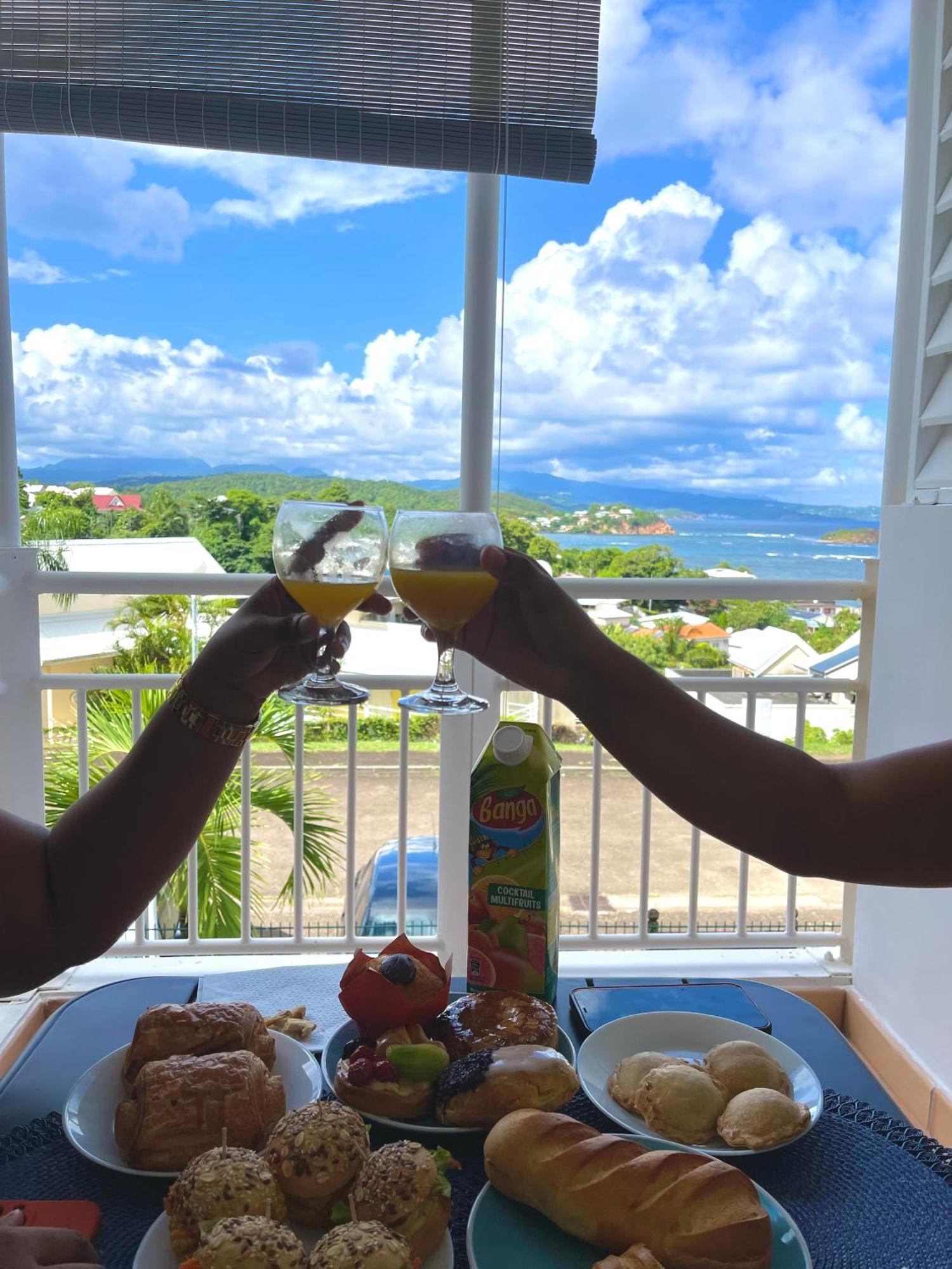 Appartement Vue Mer A 2 Minutes A Pied Des Plages Tartane La Trinité Eksteriør bilde
